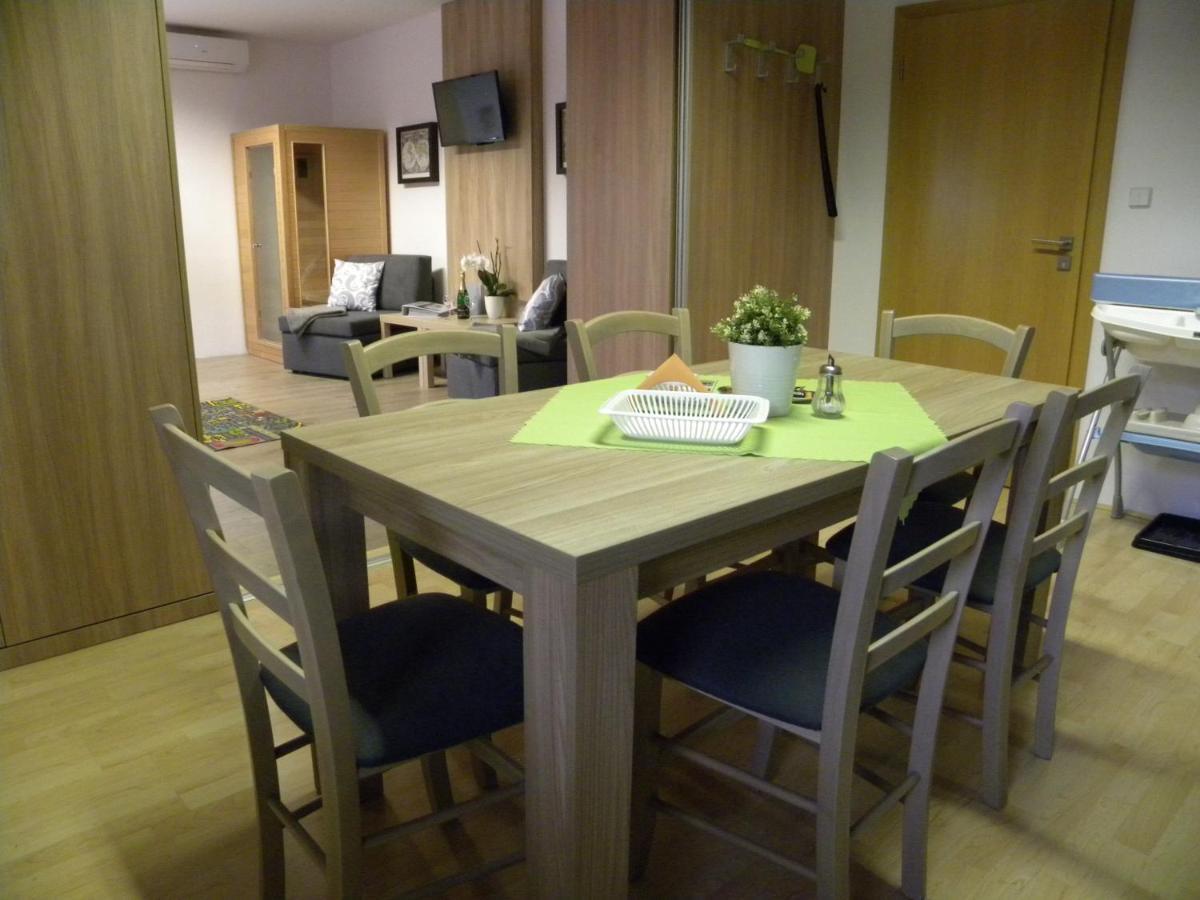 Apartment Wellness Vlckova المظهر الخارجي الصورة